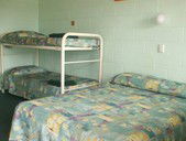 Renner Springs Desert Inn - Surfers Gold Coast 3