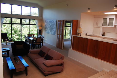 Sketches Mountain Resort - Surfers Gold Coast 5