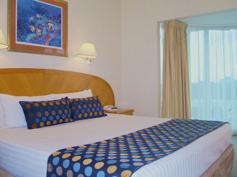 Cairns Sheridan Hotel - Surfers Gold Coast 1