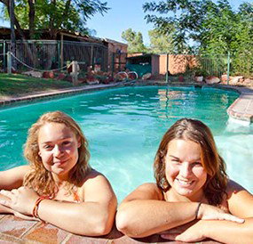 Toddy's Backpackers Resort - Surfers Gold Coast 1