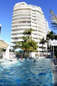 Surfers Mayfair - Surfers Gold Coast 3