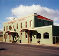National Hotel - Surfers Gold Coast