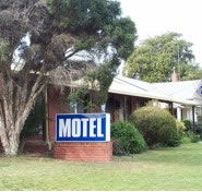 St Arnaud Country Road Inn - Surfers Gold Coast
