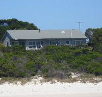 Island Beach Escape - Surfers Gold Coast