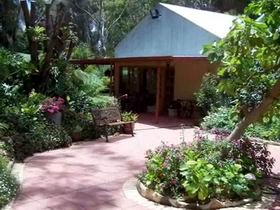 Rainforest Retreat - Surfers Gold Coast 0