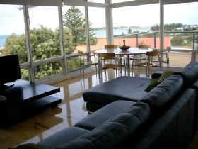 Victor Apartments - Adare Apartment - Surfers Gold Coast 0