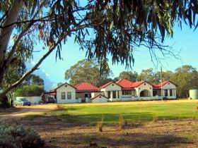 Whurra Mundi Homestead - Surfers Gold Coast 0
