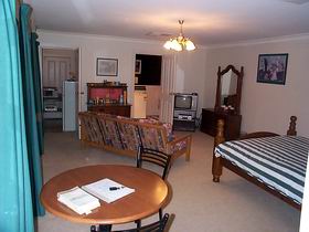 Magill Accommodation - Surfers Gold Coast 0