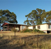 Clare View Accommodation - Clare View Cottage - Surfers Gold Coast