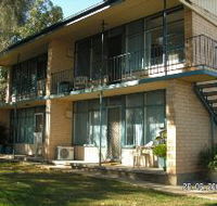 Longbeach Apartments Coffin Bay - Surfers Gold Coast