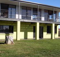 Sea Lime Beach House - Surfers Gold Coast