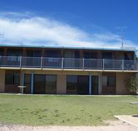 Moonta Bay Beach Villas - Surfers Gold Coast