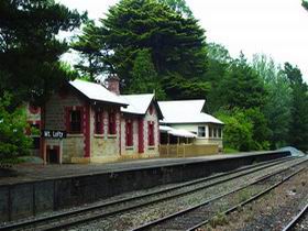 Mount Lofty Railway Station - Surfers Gold Coast 0