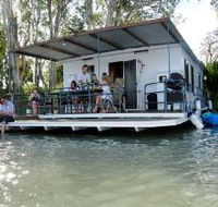 The Murray Dream Self Contained Moored Houseboat - Surfers Gold Coast