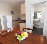 Bay 10 Accommodation - Surfers Gold Coast