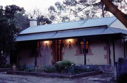 Walnut Cottage - Surfers Gold Coast 0