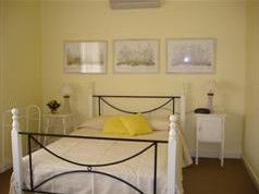 Wild Berry Cottage - Surfers Gold Coast 1