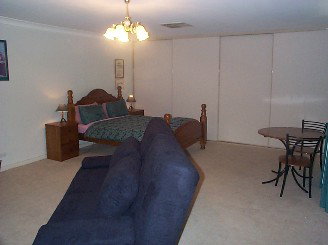 Magill Accommodation - Surfers Gold Coast 3