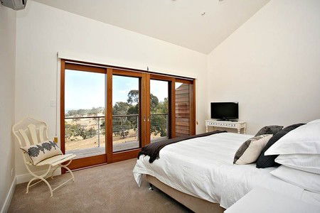 Seascape Retreat - Surfers Gold Coast 3