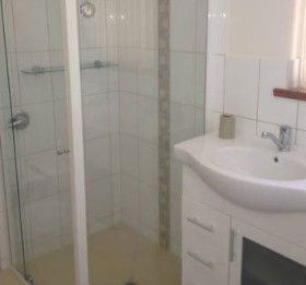 Longbeach Apartments Coffin Bay - Surfers Gold Coast 2