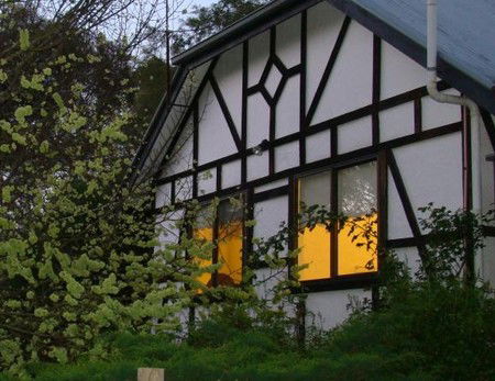 Riddlesdown Cottage - Surfers Gold Coast 2