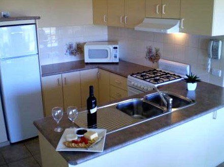 Lake View Apartments - Surfers Gold Coast 5