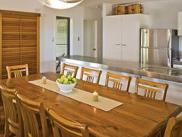 Beach House On Armstrong - Surfers Gold Coast 3