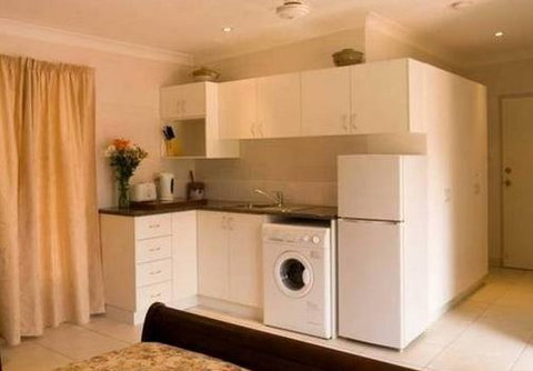 Darwin City Bed And Breakfast - Surfers Gold Coast 1