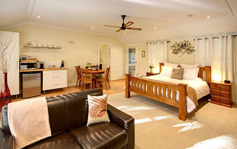 One Tree Bed And Breakfast - Surfers Gold Coast 7