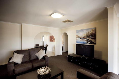 Balcony On Sixth Lodge - Surfers Gold Coast 3