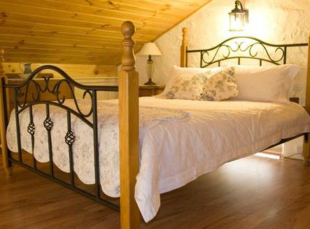 The Old Oak Bed And Breakfast - The Barn - Surfers Gold Coast 0