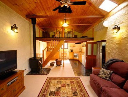 The Old Oak Bed And Breakfast - The Barn - Surfers Gold Coast 4