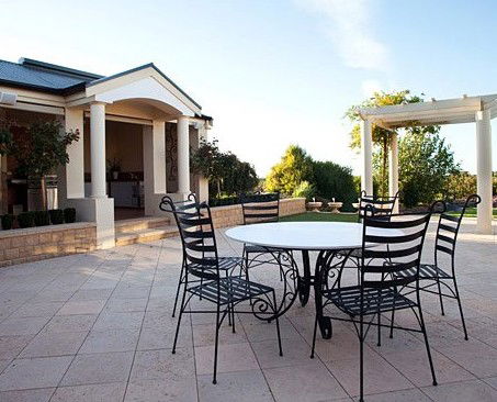 Winemakers Retreat - Surfers Gold Coast 4