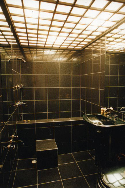 Allessandro Maandini's Ryokan - Surfers Gold Coast 1