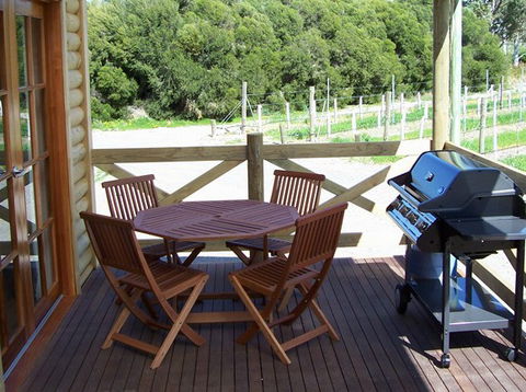 McLaren Ridge 3 - McLaren Ridge Log Cabins - Surfers Gold Coast 0