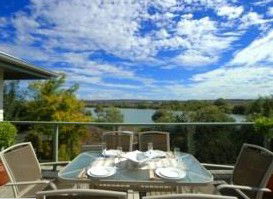Riverscape Holiday Home - Surfers Gold Coast 1