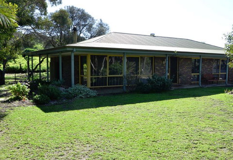 The Beach House - Normanville - Surfers Gold Coast 0