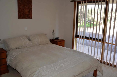 The Beach House - Normanville - Surfers Gold Coast 1