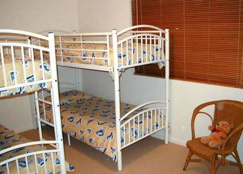 Villa Hindmarsh - Surfers Gold Coast 1