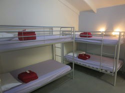 CBD Hostel And Backpackers - Surfers Gold Coast 1