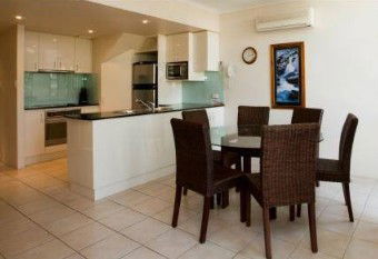 Tropical Nites - Surfers Gold Coast 1