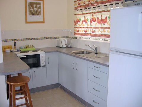 Cooktown Motel Pam's Place - Surfers Gold Coast 3