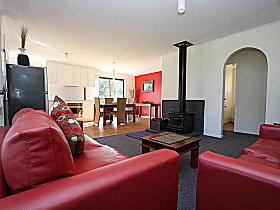 Bruny Island Villas - Eversley - Surfers Gold Coast 0
