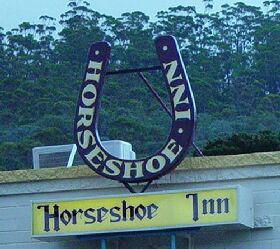 Horseshoe Inn - Surfers Gold Coast 0