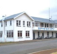 Spring Bay Hotel - Surfers Gold Coast