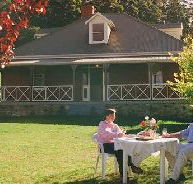 Hartzview Vineyard Homestead - Surfers Gold Coast