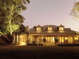 Spicers Clovelly Estate - Surfers Gold Coast 0