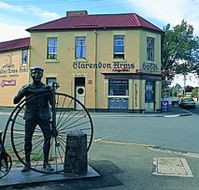 Clarendon Arms Hotel - Surfers Gold Coast