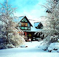 Cradle Chalet Boutique Luxury Lodge - Surfers Gold Coast