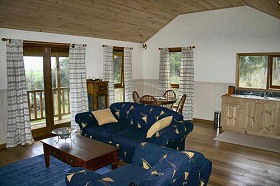 Coal Valley Cottage - Surfers Gold Coast 0